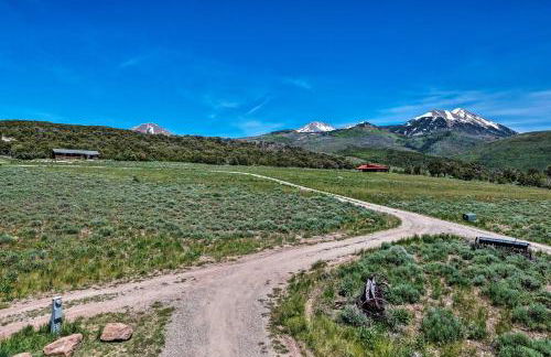 Cabin with Fire Pit, Views and BBQ 18 Mi to Moab! - Foto 22