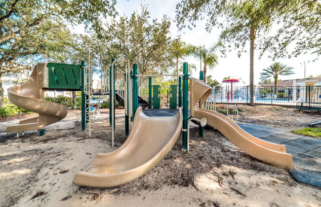 Windsor Palms Resort Homes, Townhomes & Condos - Photo 14