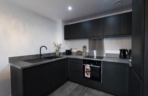 Stylish Luxury Penthouse in Liverpool City Centre - Free Private Parking and Only 2km from Everton Stadium! - Foto 16