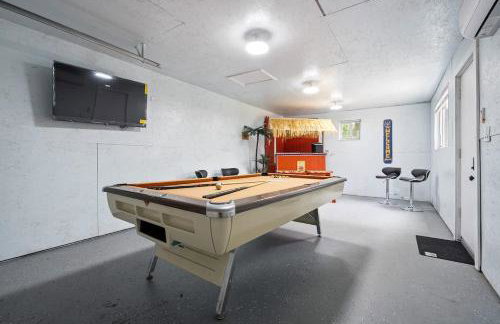 North Chi retreatNavySaunaTiki BarGames - Foto 18