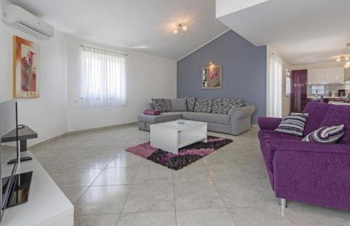 Cozy Home In Pula With Wifi - Foto 15