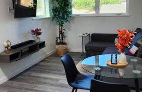 Modern Furnished Retreat - Photo 1