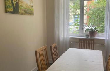 Langham Lake House Milton Keynes - ideal for couples, solo travellers, families - Foto 20