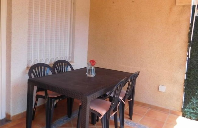 Bungalow en residencial con piscina - Foto 9