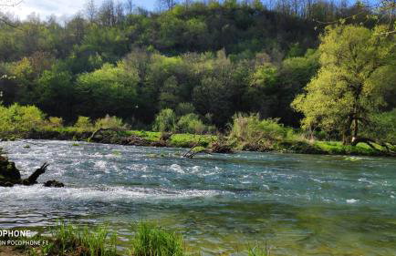 SMARAGD RIVER near Rastoke & Plitvice Lakes - Foto 42