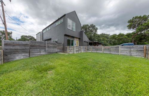 Contemporary Home Centrally Located Near Soco & DT - Foto 34