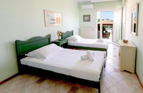 Chios Seafront Luxury Villa with Pool - Foto 8