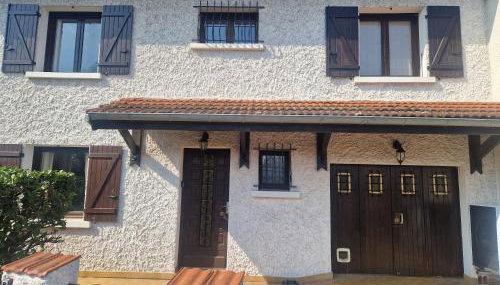 Jolie maison de 4 chambres avec jardinet - Foto 2
