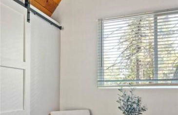 The Scandia “A-Frame Chalet” Fireplace & Hot tub - Foto 2