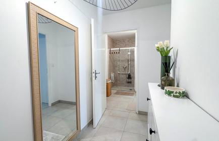 Studio récent avec terrasse Airbus Aéroport - Foto 6