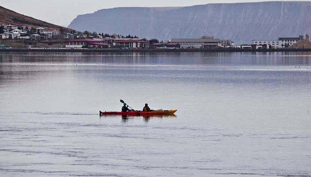 Caiaque pela baía de Isafjordur