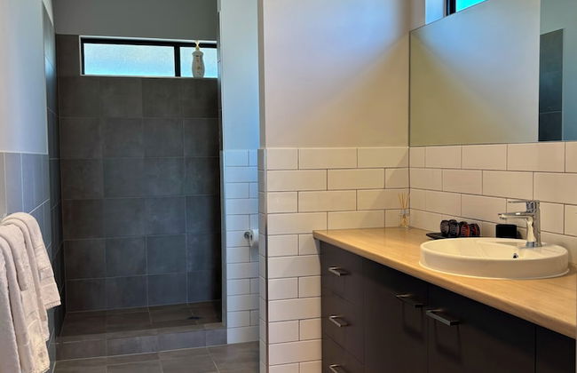 Pirathon Country Estate - Photo 35