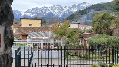 Frente a los Picos de Europa - Foto 3