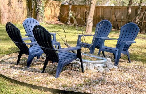 Modern 5BR with Full Kitchen, Game Room, Fenced Yard and BBQ Grill - Foto 62