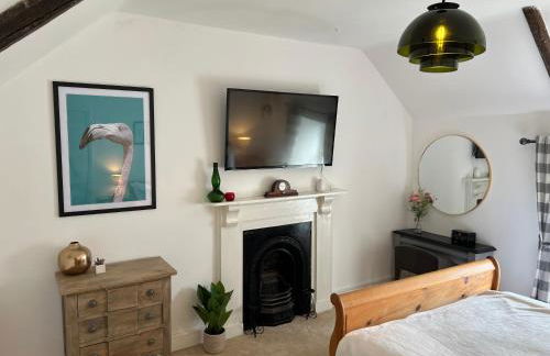 Spacious 4 Bedroom Farmhouse - Photo 37