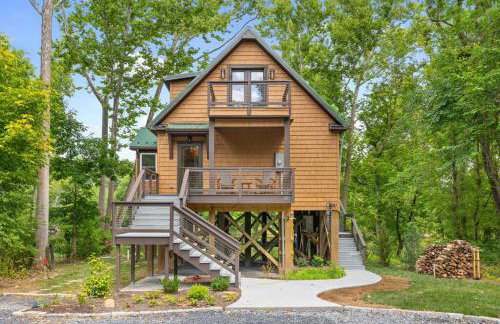 Riverside Oasis with Stunning Views, Cozy Firepit! - Photo 53