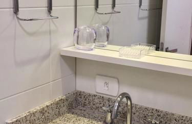 Estudio moderno com linda vista para a Serra - Foto 16