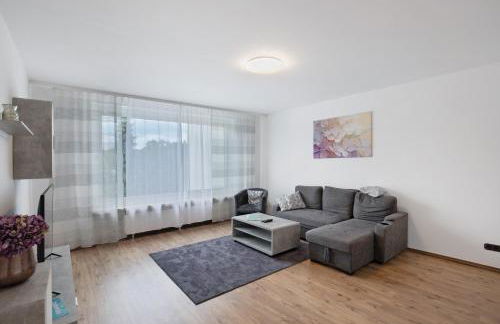 Bruchköbel 4 auch für Monteure - Foto 1