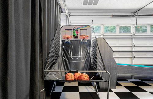 7 BR Heated Pool, Game Room, Theater, Sleeps 25 - Foto 59