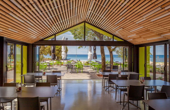 Luxury Bay Villa with private hot tub - Foto 35