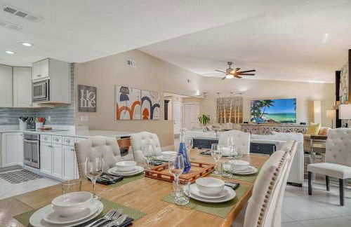 Beautiful Home - Oasis Backyard with Heat Pool - Foto 55