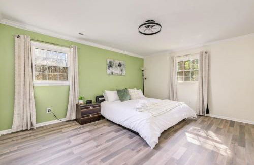 BloomingFarmsStay,Sleeps 9,GameRoom,FirePit,Grill - Foto 28