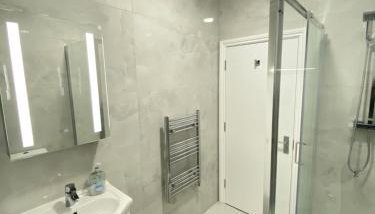 Balcony Sky- View London Apartment - Foto 4