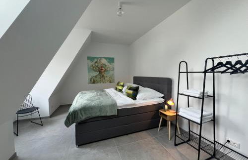 Design am Rhein I Zentral I 2BR I Aufzug I Dachterrasse I Parken I helloYOU apartments x BRIGHT Collection - Foto 2