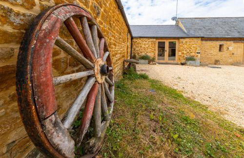 The Drey - Ash Farm Cotswolds - Photo 18