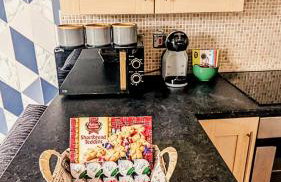 Cosy Central 2-Bed Flat City View & Parking - Foto 6