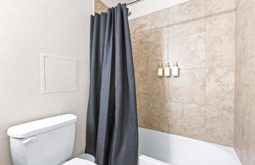 Spacious 3BR with Gameroom 10 Min from ATT Stadium - Foto 21