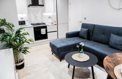 The Dashwood Suite - 2BR Modern Apt with Stylish Design Decor, Free Secure Underground Parking & 50" Smart TV - Foto 51