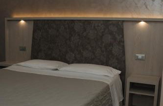 Gabbiano Apartments - Photo 1