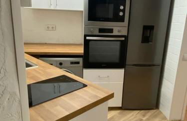 Piso delante de la playa La Pineda con 2 habitaciones - Photo 8