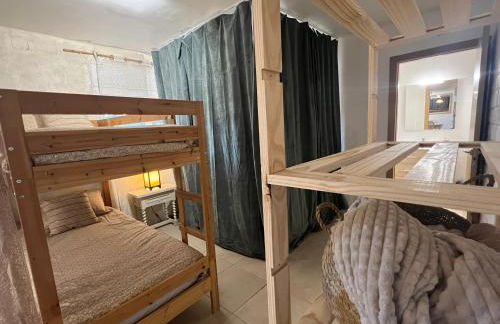 Apartamento loft, jardín y piscina privada - Foto 8