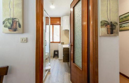 Sciura Elena's Terrace With Lake, Mounts & Valley by Halldis - Foto 23