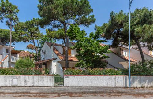 GuestHost - Lido di Spina Duplex Apartment - Foto 21