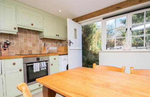 2 Bed in Bridport oc-dc194 - Photo 6