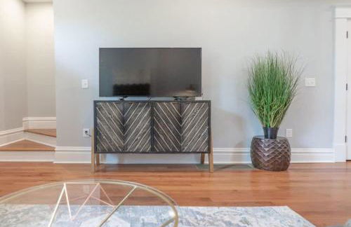 Soulard Retreat 7BR 9BA Courtyard ABODEbucks - Foto 4