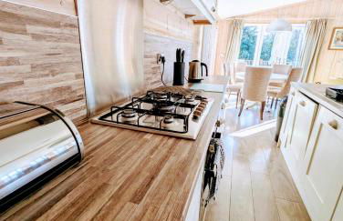 1 or 2 bedroom Hot tub Lodges - Foto 41