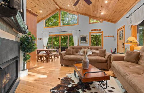 Near Highlands Luxury Mountain Escape with Hot Tub - Foto 7