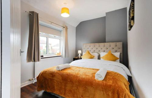 Comfy stays, Rotherham for contractors & Families, spacious, conservatory, free parking, wifi, 3BDR - Foto 21