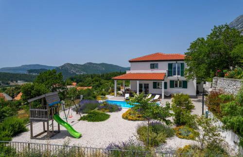 Villa Belina: 4 ensuite bedrooms, game room, heated pool, sauna & gym - Foto 5