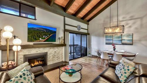 Private beach, Close to ski, Resort Amenities! - Foto 1