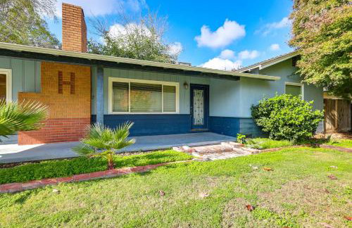 Hot Tub, Patio & Outdoor Games at Visalia Home - Foto 5