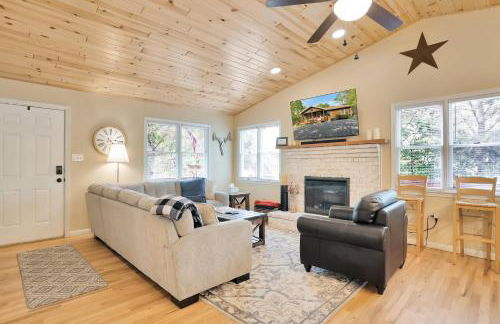 Lazy Basye Shenandoah Cabin with Hot Tub, Sleeps 10 - Foto 22