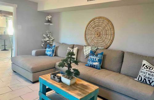 Cedar creek lake front home with Gorgeous Sunset - Foto 3