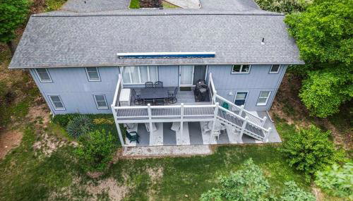 5 BR lakefront home with swim dock bunk room High Speed WiFi - Foto 4