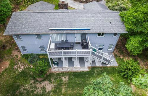 5 BR lakefront home with swim dock bunk room High Speed WiFi - Foto 4