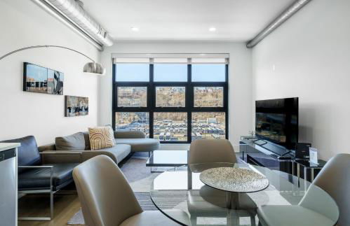 Dharma Home Suites Hoboken at Novia - Foto 50